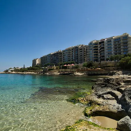 Vacation Townhouse Sliema