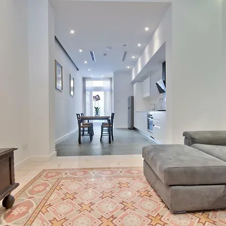 Vacation Townhouse Feriehus Sliema